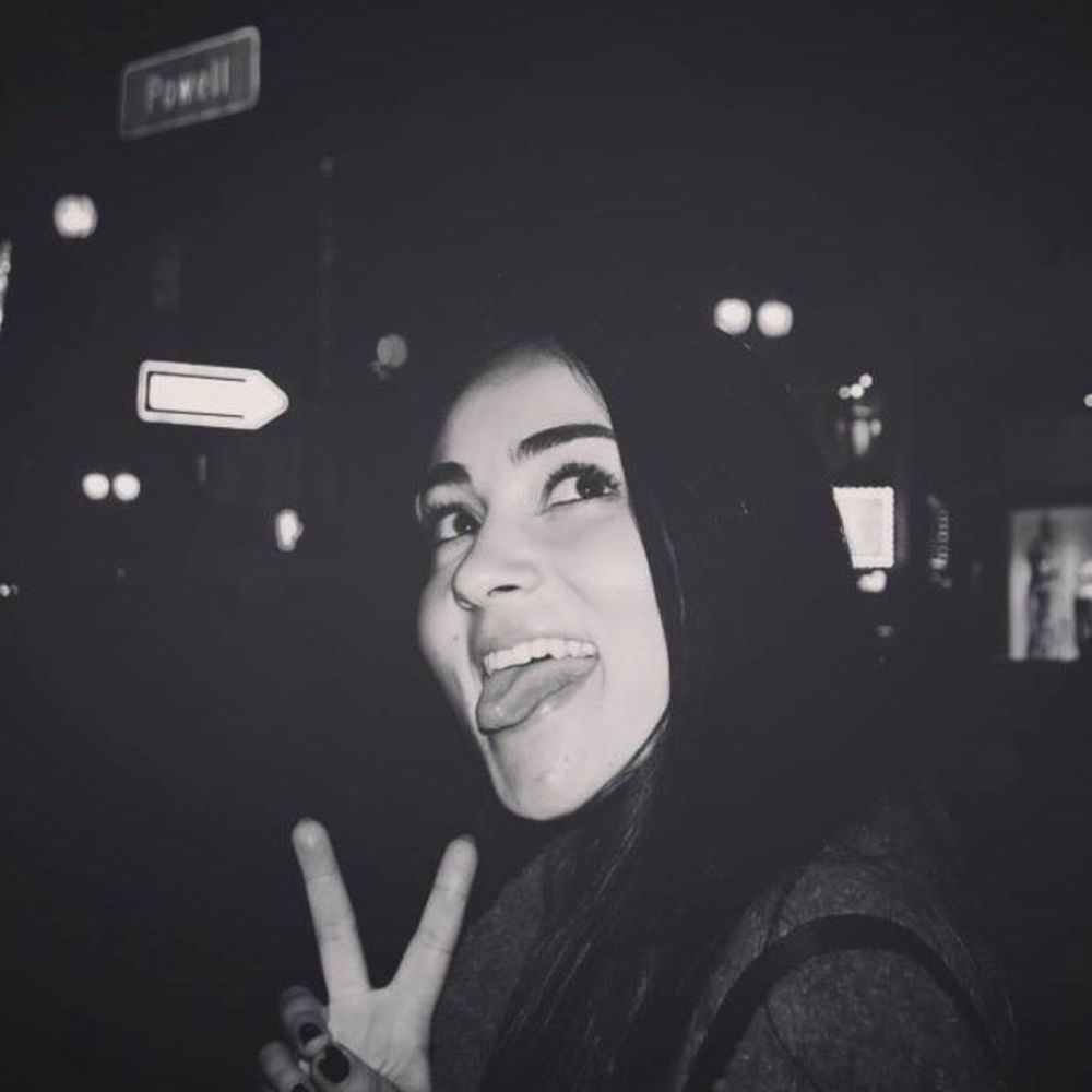 Meet your Posher, Ece